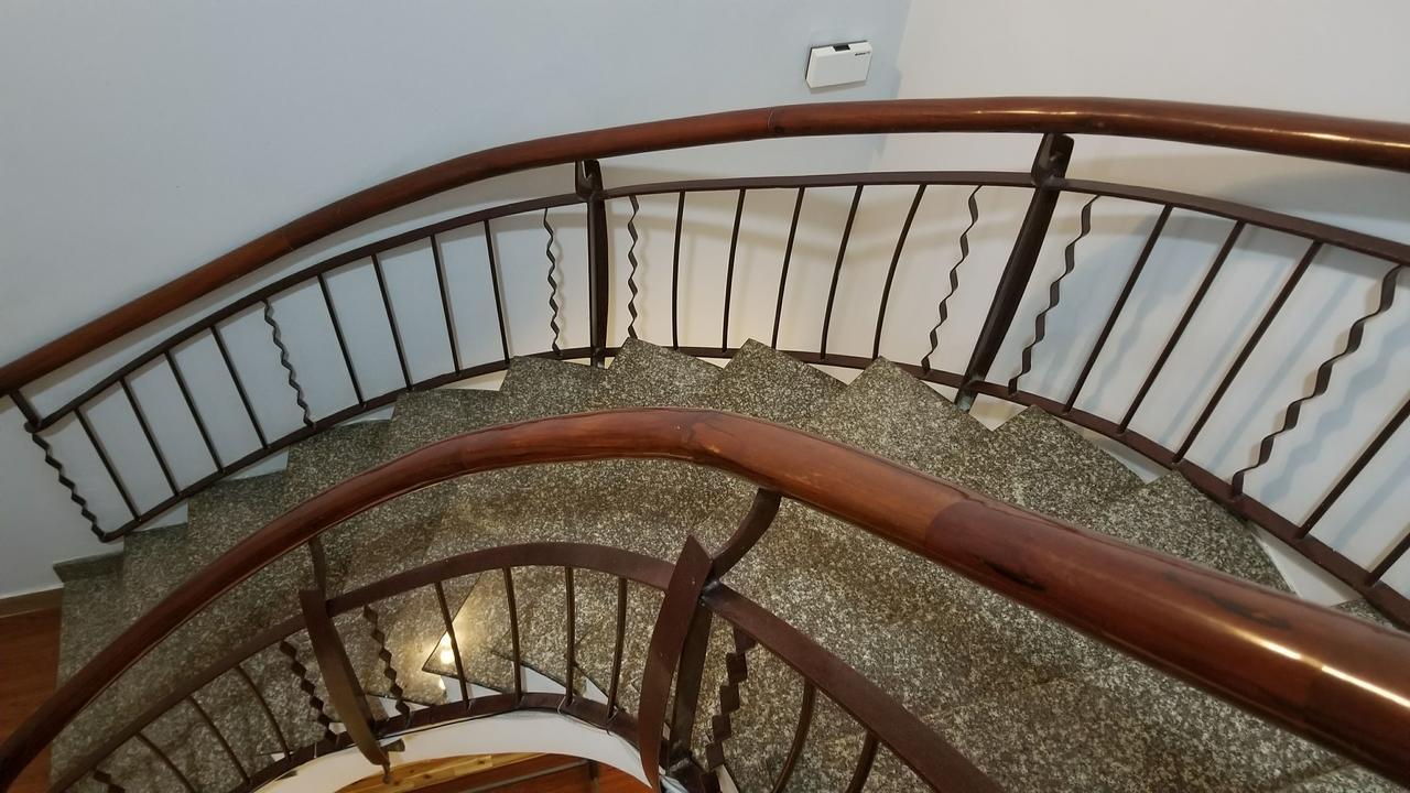 The Roost Hostel Хошимин Экстерьер фото