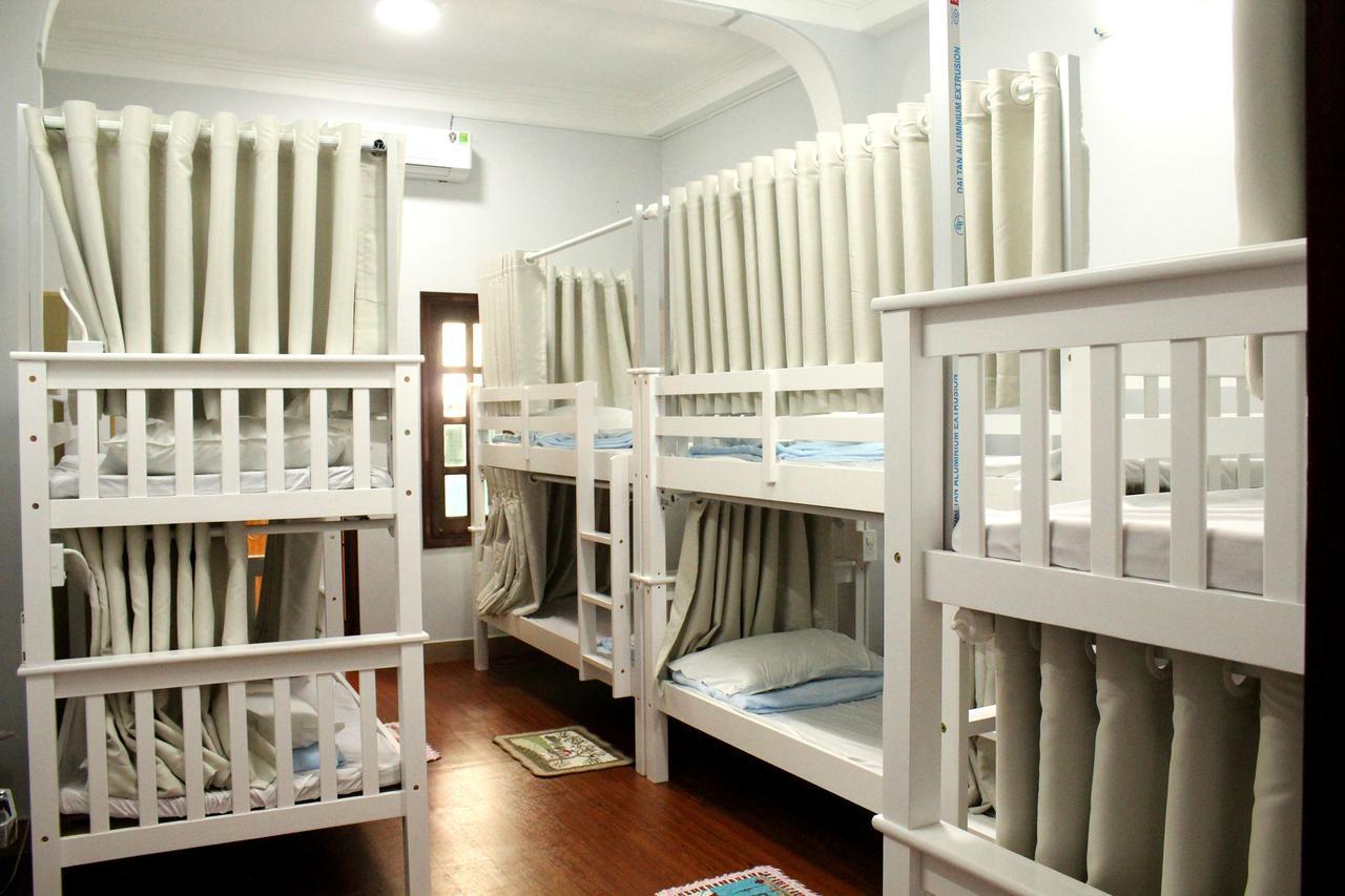 The Roost Hostel Хошимин Экстерьер фото