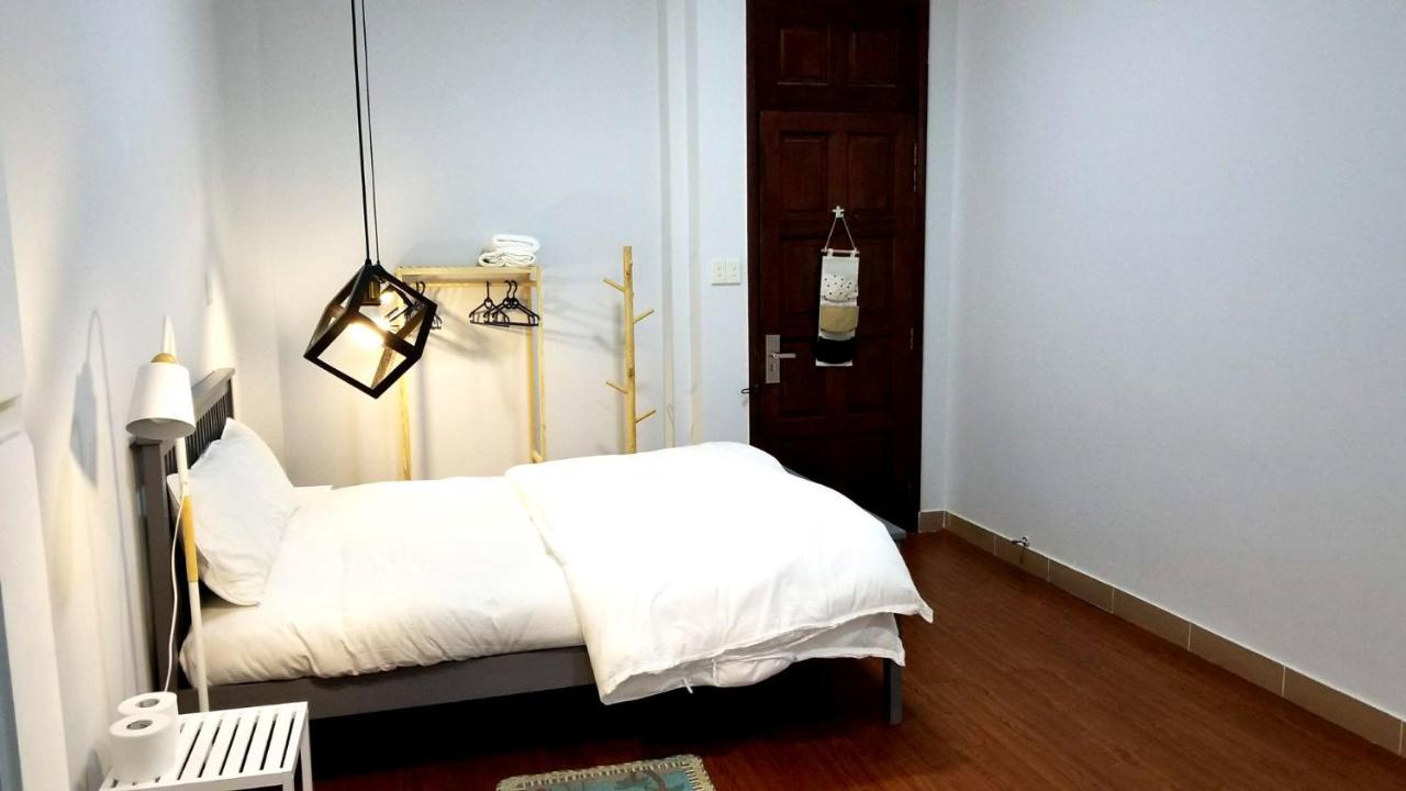 The Roost Hostel Хошимин Экстерьер фото